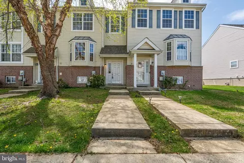 Exterior - 376 Paradee Dr, Dover, DE 19904 photo 2 of 8
