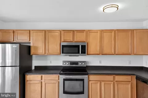 Kitchen - 376 Paradee Dr, Dover, DE 19904 photo 1 of 2