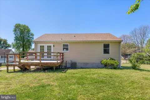 Exterior - 129 Alonzo Dr, Dover, DE 19904 photo 8 of 10