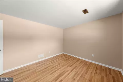 Bedroom - 129 Alonzo Dr, Dover, DE 19904 photo 6 of 7