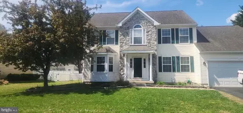 123 Apoorva Ln, Smyrna, DE 19977
