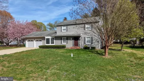 45 W Fairfield Dr, Dover, DE 19901