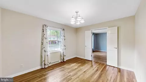 Entry Way - 45 W Fairfield Dr, Dover, DE 19901 photo 3 of 6