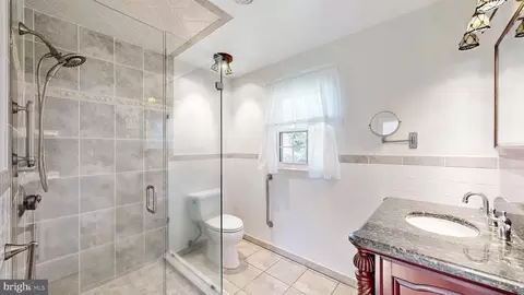 Bath - 45 W Fairfield Dr, Dover, DE 19901 photo 2 of 4