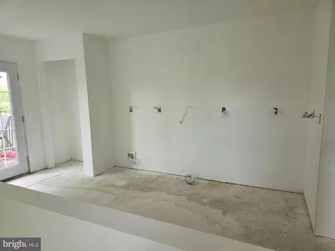 234 Fire Box Dr, Felton, DE 19943