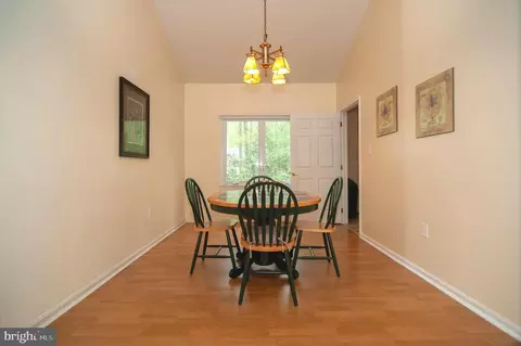Dining - 20 Gleneagles, Dover, DE 19904 photo 1 of 2