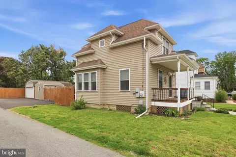 Exterior - 301 Second Ave, Harrington, DE 19952 photo 11 of 13