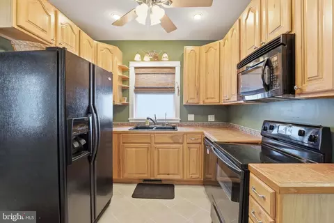 Kitchen - 301 Second Ave, Harrington, DE 19952 photo 1 of 2