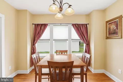 Dining - 301 Second Ave, Harrington, DE 19952 photo 2 of 3