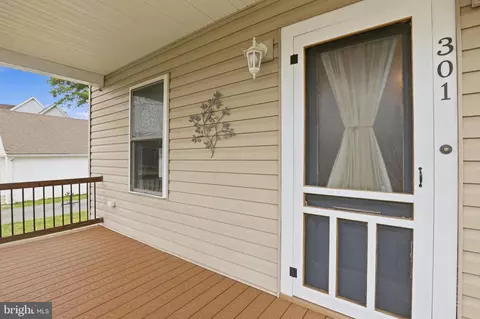 Exterior - 301 Second Ave, Harrington, DE 19952 photo 10 of 13