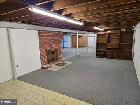 Living - 505 E Loockerman St, Dover, DE 19901 photo 5 of 5