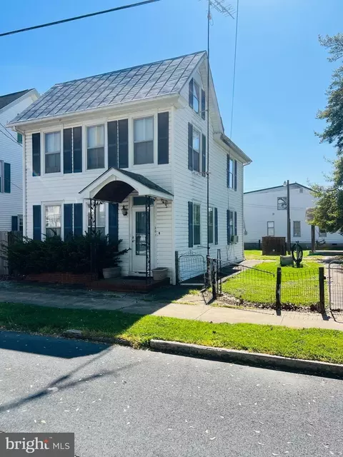 201 S Rodney St, Clayton, DE 19938
