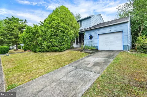 724 Miller Dr, Dover, DE 19901