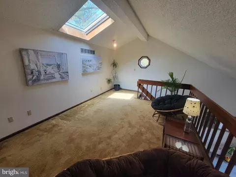 Entry Way - 43 Chatham Ct, Dover, DE 19901 photo 2 of 2