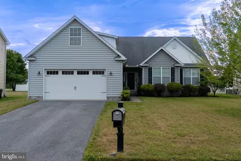 27 Sun Ridge Dr, Felton, DE 19943