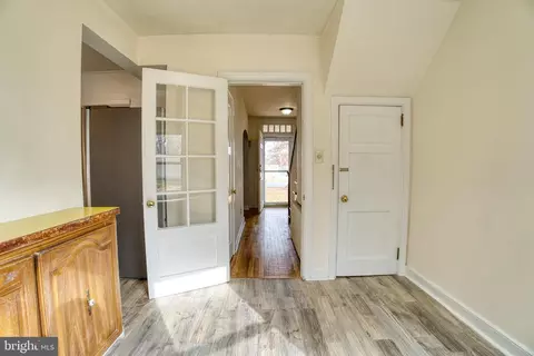 Entry Way - 2502 S State St, Dover, DE 19901 photo 9 of 10