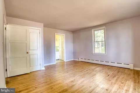 Bedroom - 2502 S State St, Dover, DE 19901 photo 3 of 11