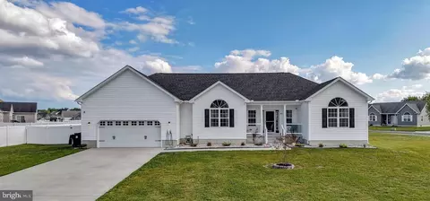 45 Crown Forest Ln, Felton, DE 19943