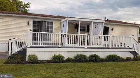 110 Skyline Locust Dr #110, Smyrna, DE 19977
