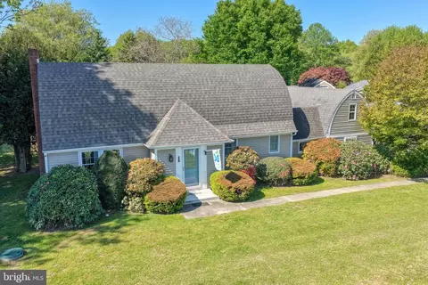 707 Blackiston Rd, Clayton, DE 19938