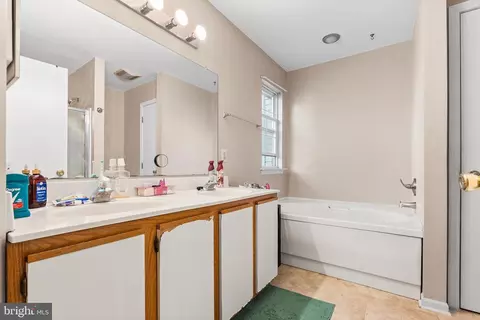 Bath - 100 Sweetgum Dr, Dover, DE 19904 photo 1 of 1