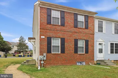 264 Green Blade Dr, Dover, DE 19904