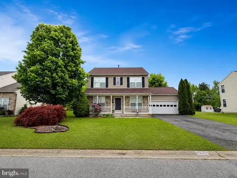 33 Lindley Dr, Dover, DE 19904
