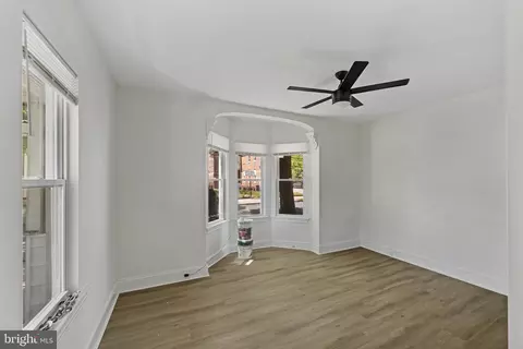 Living - 31 S New St, Dover, DE 19904 photo 3 of 3