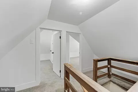 Entry Way - 31 S New St, Dover, DE 19904 photo 1 of 2