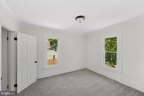 Bedroom - 31 S New St, Dover, DE 19904 photo 1 of 3