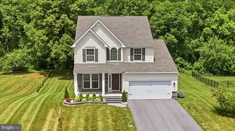 675 Harvest Grove Trl, Dover, DE 19901