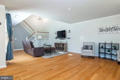 Living - 2 Hemsted Ct, Dover, DE 19904 photo 2 of 2