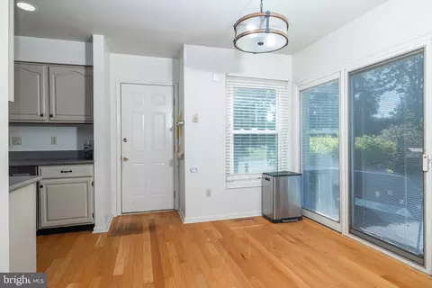 Entry Way - 2 Hemsted Ct, Dover, DE 19904 photo 6 of 7