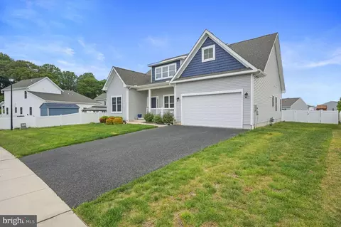 306 Horse Trail Ln, Felton, DE 19943