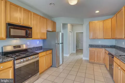 Kitchen - 266 Stone Ridge Dr, Dover, DE 19901 photo 2 of 4