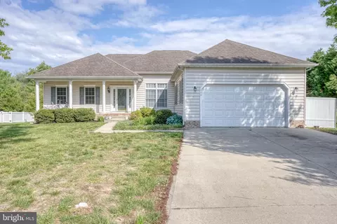 Exterior - 266 Stone Ridge Dr, Dover, DE 19901 photo 1 of 5
