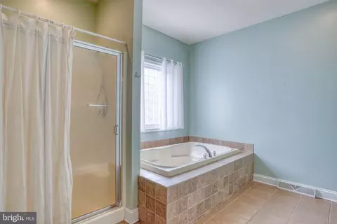 Bath - 266 Stone Ridge Dr, Dover, DE 19901 photo 2 of 2