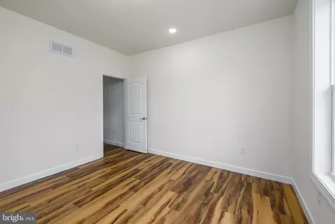 Entry Way - 11 Valhalla Ct, Dover, DE 19904 photo 6 of 23