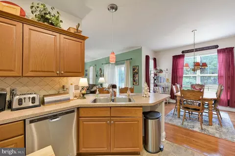 Kitchen - 6089 W Denneys Rd, Dover, DE 19901 photo 2 of 2