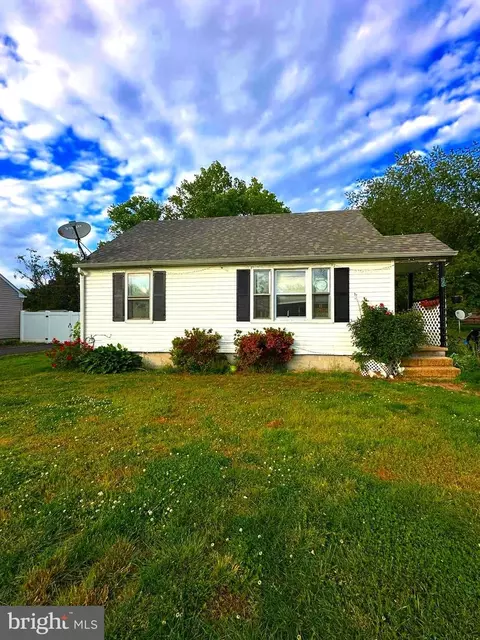 85 N Halsey Rd, Dover, DE 19901 photo 2