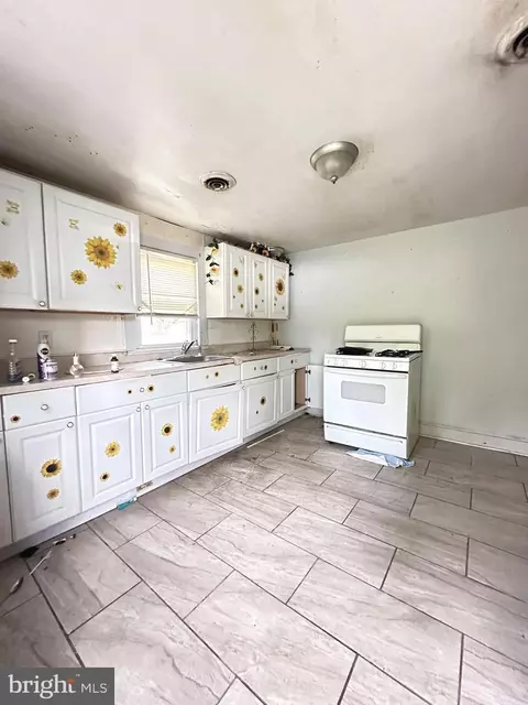 85 N Halsey Rd, Dover, DE 19901 photo 8