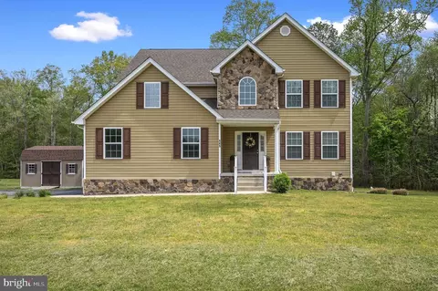 141 Hunters Run Blvd, Felton, DE 19943