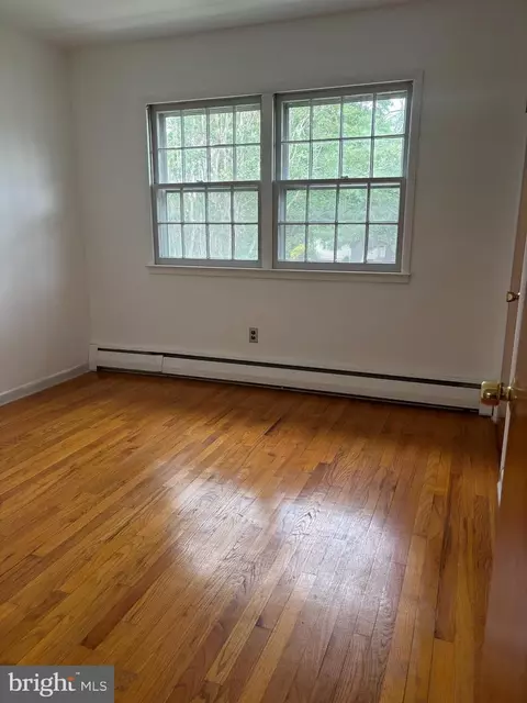 Bedroom - 610 N Governors Ave, Dover, DE 19904 photo 1 of 5