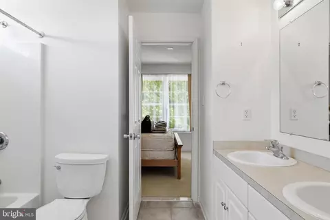 Entry Way - 81 Jillian Ct, Dover, DE 19901 photo 12 of 14