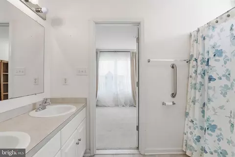 Entry Way - 81 Jillian Ct, Dover, DE 19901 photo 13 of 14
