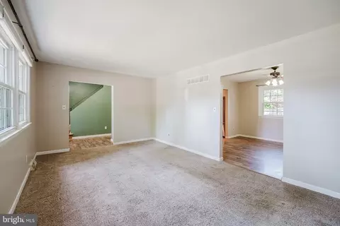 Living - 361 Kesselring Ave, Dover, DE 19904 photo 2 of 4