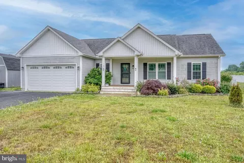 128 Barney Jenkins Rd, Felton, DE 19943