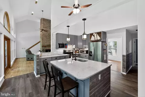 22 Hollybrae Dr, Houston, DE 19954