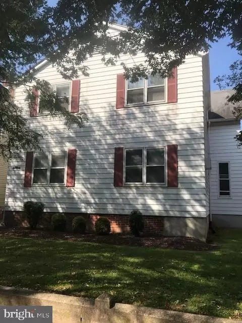 12 S State St, Dover, DE 19901