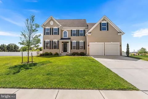 64 Carmean Dr, Greenwood, DE 19950